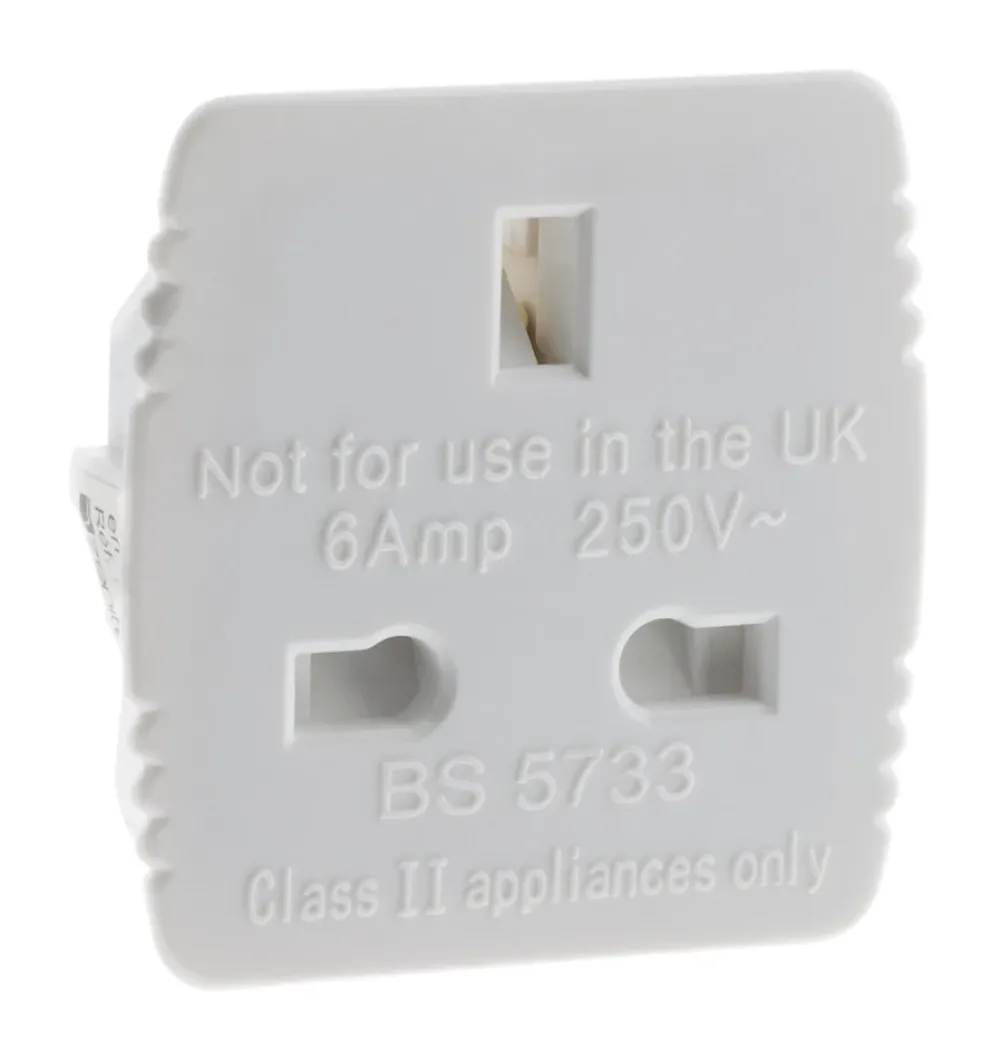 Zenitech Adaptateur prise voyage France vers UK -
