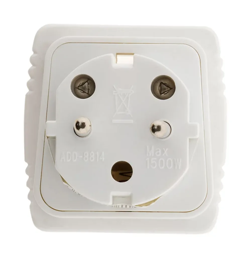 Zenitech Adaptateur prise voyage France vers UK -