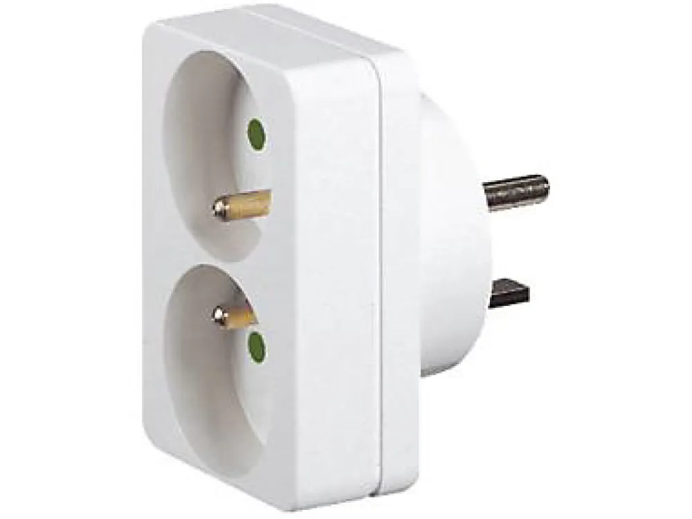 Legrand Adaptateur 2P+T 2 fiches 16 A vers socle 20 A