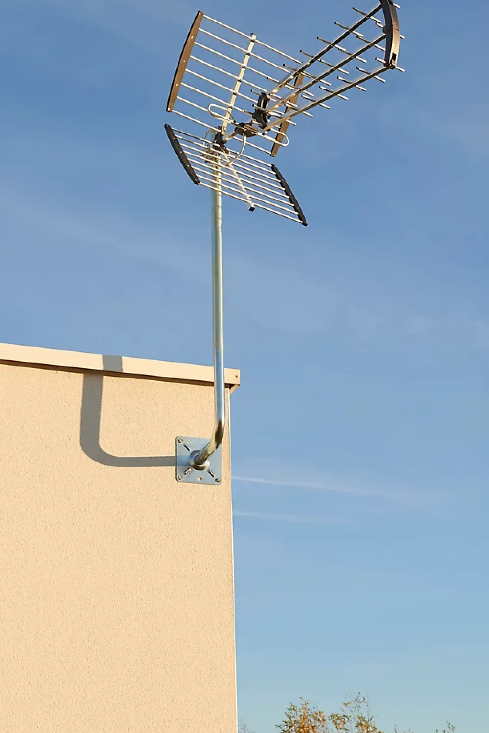 Blyss Antenne extérieure moyenne binappe - UHF