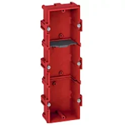 Legrand Boîte d'encastrement triple maçonnerie P. 40 mm