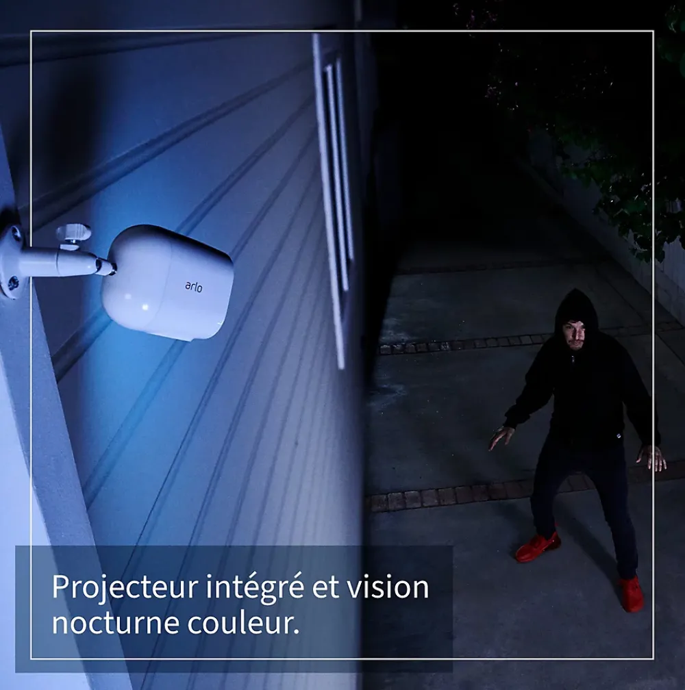 Arlo Caméra de vidéosurveillance sans fil Essential Spotlight 1080p blanche, lot de 3