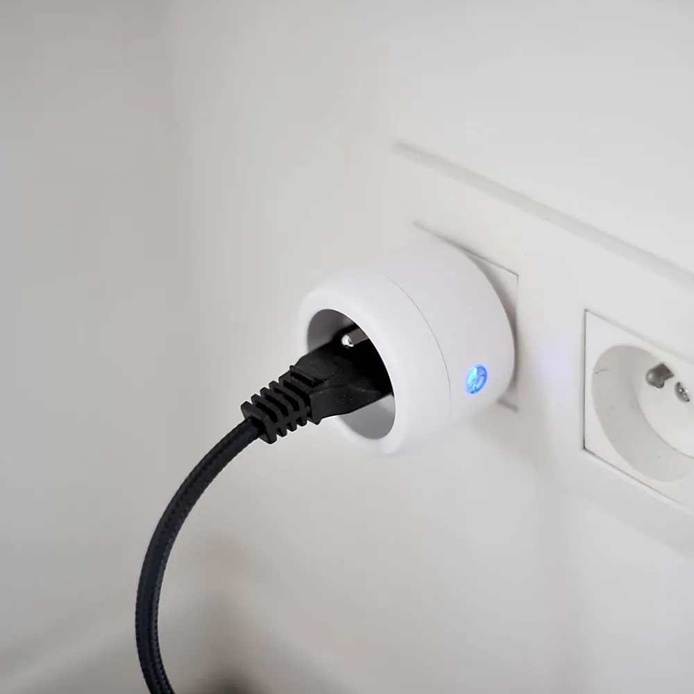 Chacon Prise Étanche-Set de 3 prises On/Off+ Telecommande 2000W - FR
