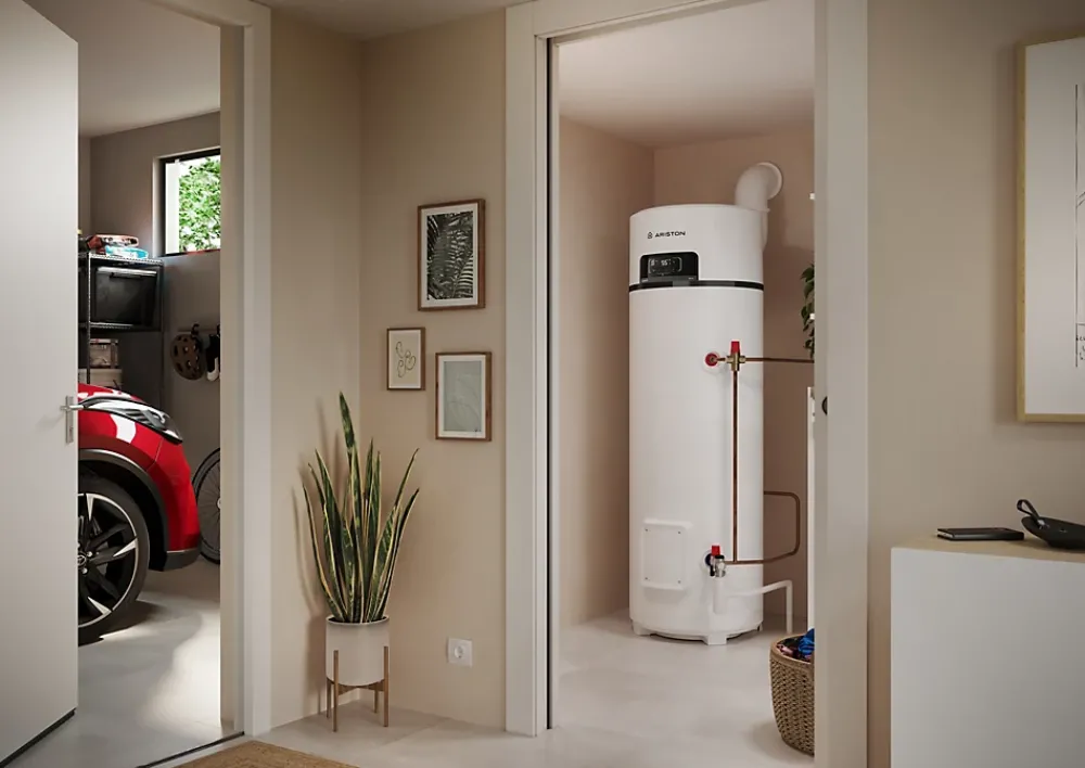 Ariston Chauffe-eau thermodynamique Nuos Fit s2 wifi 250L family