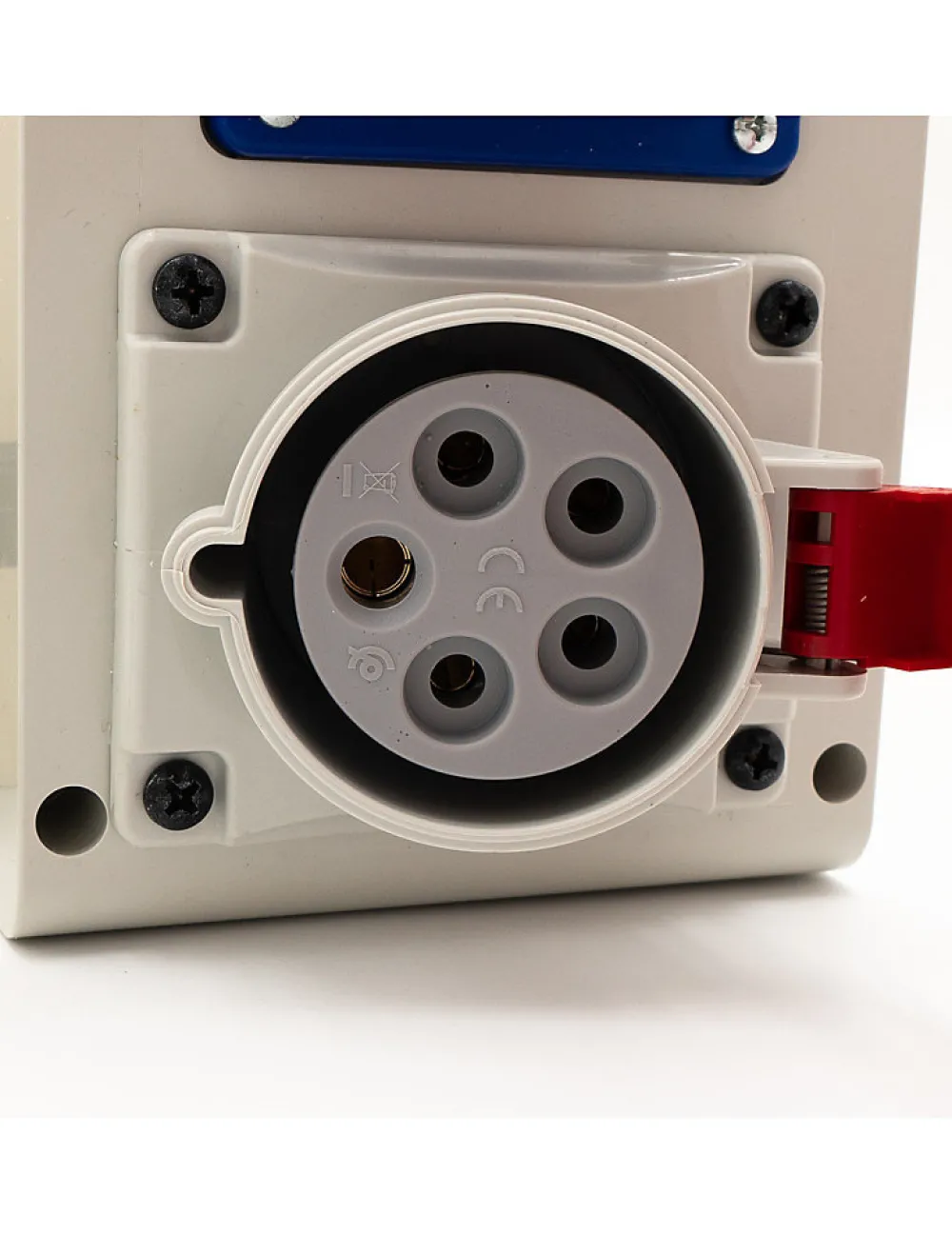 Carré Rouge Coffret Triphasé 18/36 Kws Avec Prises