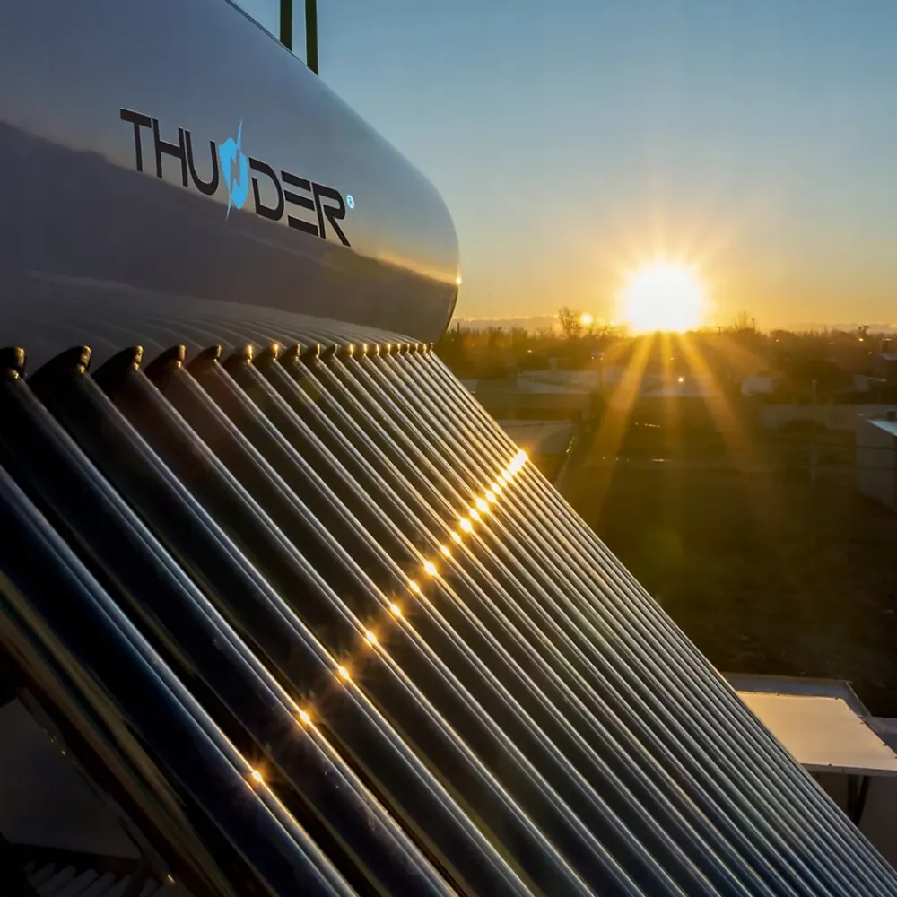 Thunder Panneau Solaire À Composer-Collecteur solaire non pressurisé avec réservoir 200L 1 pièce.