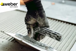 Weber Saint-Gobain Colle Carrelage-Colle pour carreaux standards gris Weber 25kg