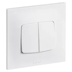 Legrand Double interrupteur ou va-et-vient Neptune 0 913 21 coloris blanc 10 A