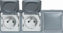 Legrand Double prise 2P+T + obturateur saillie Plexo gris