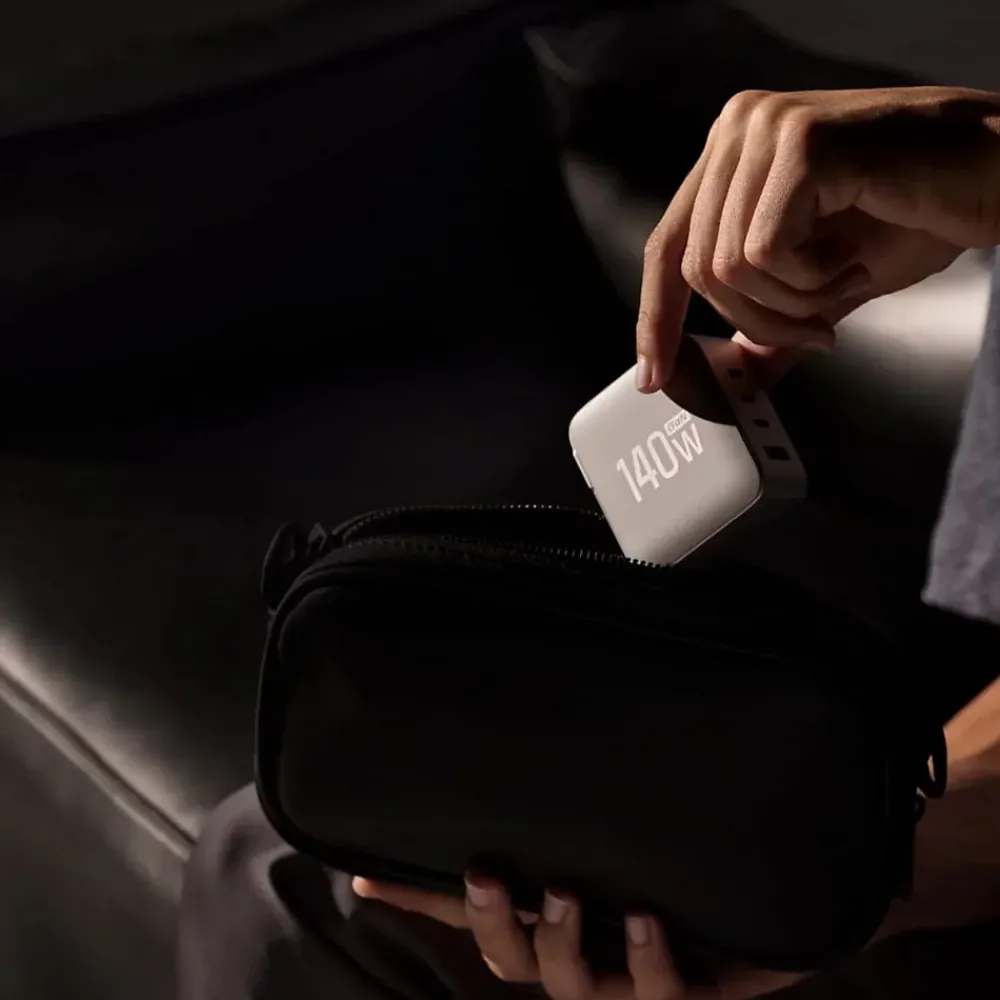 EcoFlow Chargeur Et Câble Usb-RAPID Pro Charger 140W - Chargeur GaN 4 ports, compact et puissant