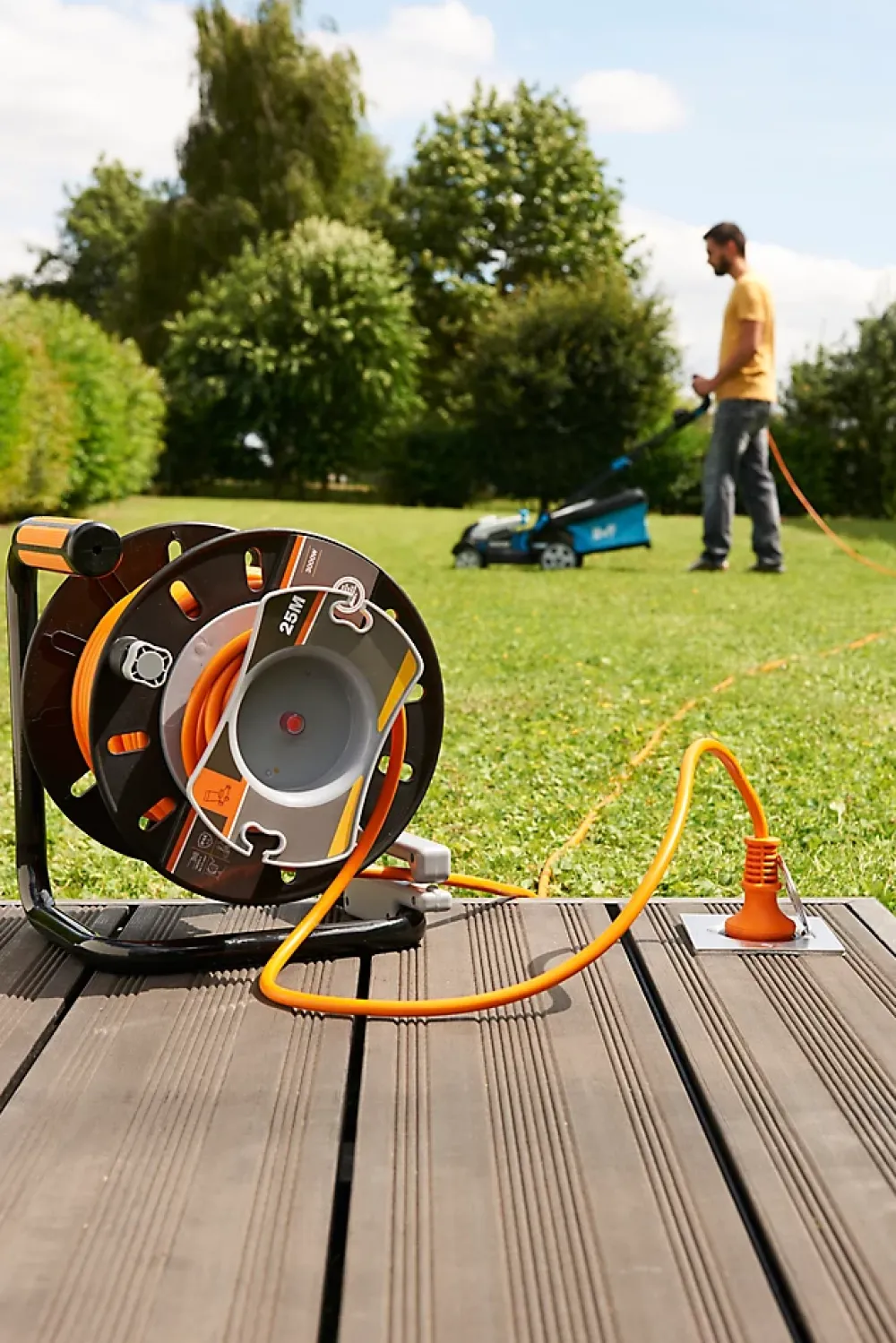 Diall Enrouleur de jardin 47/3M H05VVF 3G1 5mm²