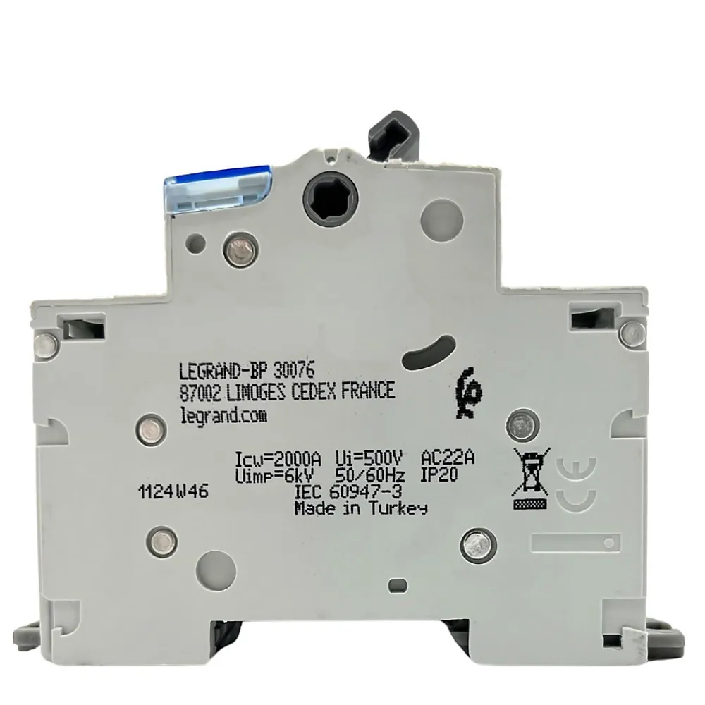 Legrand 406481 Interrupteur Sectionneur Tétrapolaire 4p 400v - 63a - 4 Modules - Bornes à Vis Dx3-is