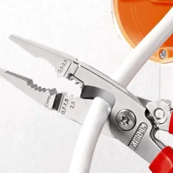 D44 Knipex 13 82 200 Pince multifonction 200 mm, dénudage jusqu'à 50 mm², 0 AWG