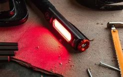 Nebo Lampe de Poche Pro+ - LED COB Rechargeable - 600 Lumens - Aluminium Noir - IP67