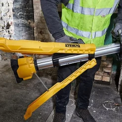 DeWalt Lampe LED 18V trépied XR (sans batterie ni chargeur) en boite carton - - DCL079-XJ