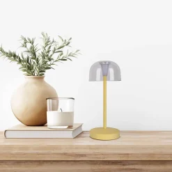 Näve Baladeuse-Lot de 2 lampes de table LED rechargeables 'Gomba' pour l'extérieur et l'intérieur, en métal et plastique jaune, hauteur 18,5 cm