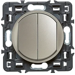 Legrand Interrupteur Encastrable-Mécanisme double poussoir Céliane titane 6A