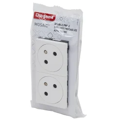 Legrand Mécanisme prise 2 pôles + terre Mosaïc blanc, 2 prises