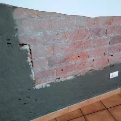 Idroless Etanchéité Du Mur Intérieur-Mortier sec anti-sel (20 kg). Crée une couche isolante sur le mur qui empêche l'apparition de taches de sel causées par l'humidité