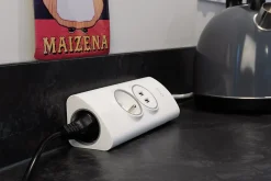 Otio Multiprise-Multiprise d'angle 2P 16A + 2 USB à câbler - Blanc -