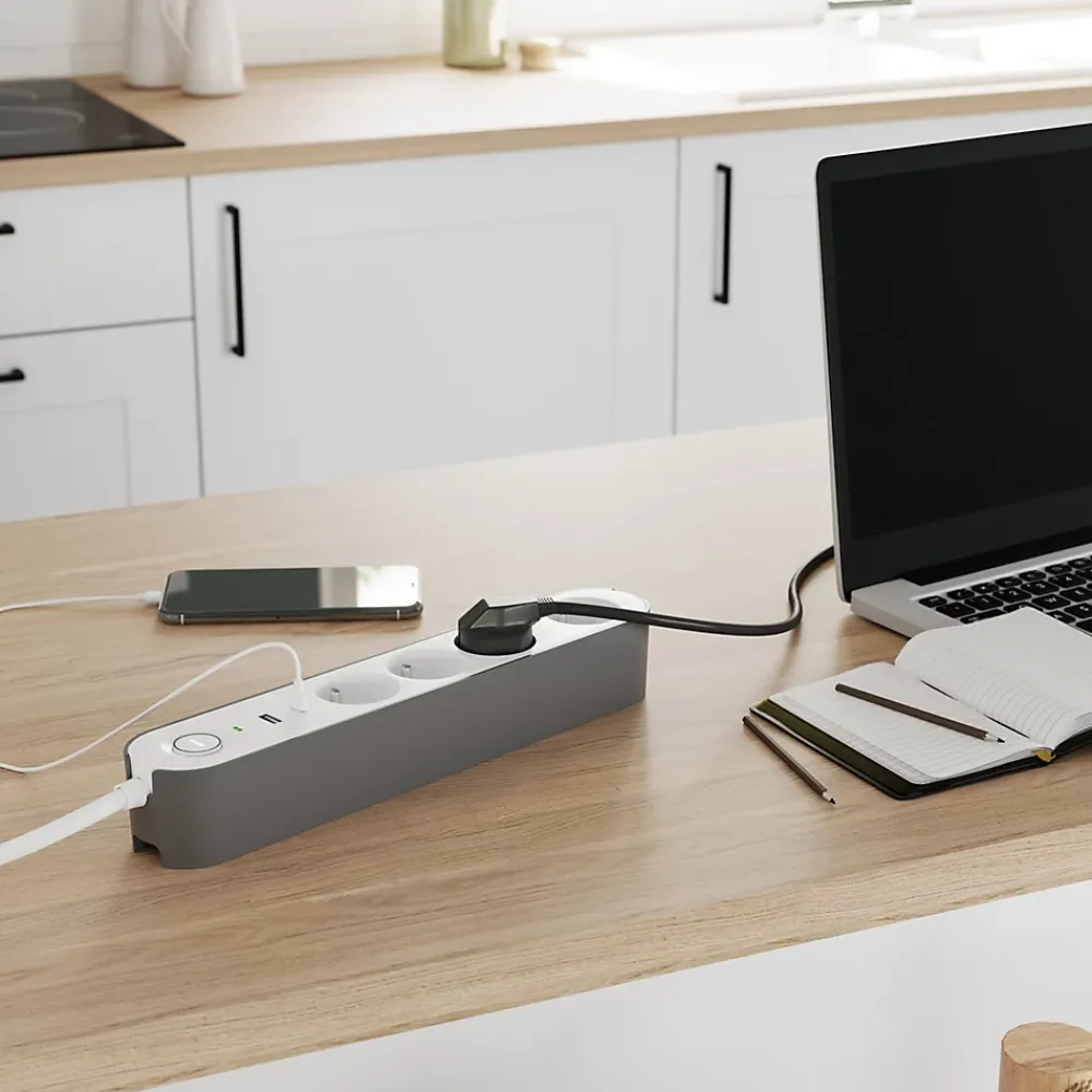 Jacobsen Multiprise-Multiprise 4 prises + 2 USB 1.5 m blanche