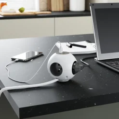 Jacobsen Multiprise-Multiprise 4 prises + 2 USB 1.5 m forme cube