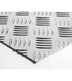 Alucouleur Tôle-Plaque Aluminium Strié, ép. 2/3mm, Hauteur 45cm x Largeur 140cm