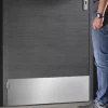 Thirard Plinthe de bas de porte, aluminium, 150x830 mm, avec adhésif -
