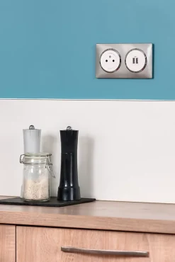 Legrand Prise Encastrable-Prise avec terre affleurante Dooxie blanc carrée