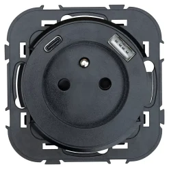 Jacobsen Prise avec terre Espen noir à composer + 1xUSB-A + 1xUSB-C