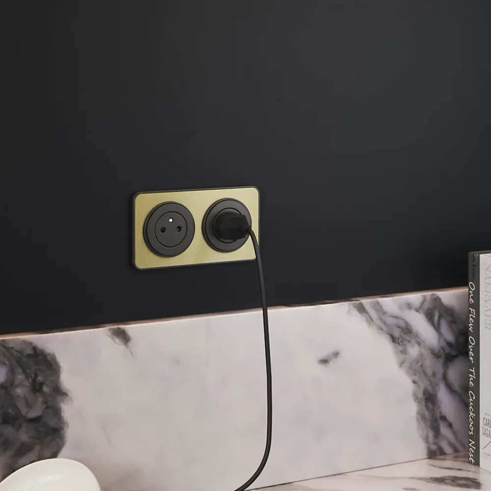 Jacobsen Prise avec terre Espen noir à composer + 1xUSB-A + 1xUSB-C