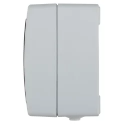 Prise avec terre étanche en saillie gris complet - H 8,5 cm / L 6,5 cm / P 5 cm