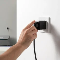 Anker Prise connectée Smart Plug Noir - SOLIX - Commande intelligente Wi-Fi