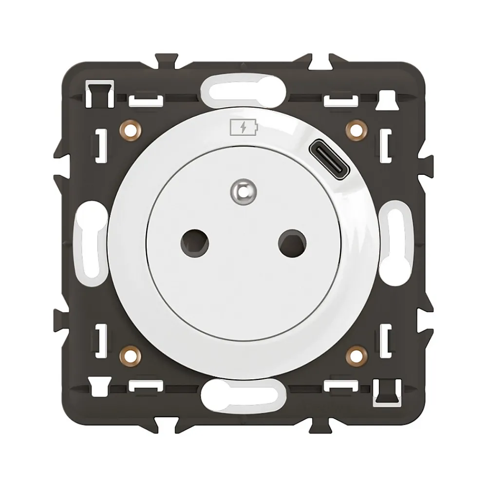 Legrand Prise de courant avec terre + 1 USB-C Céliane blanc