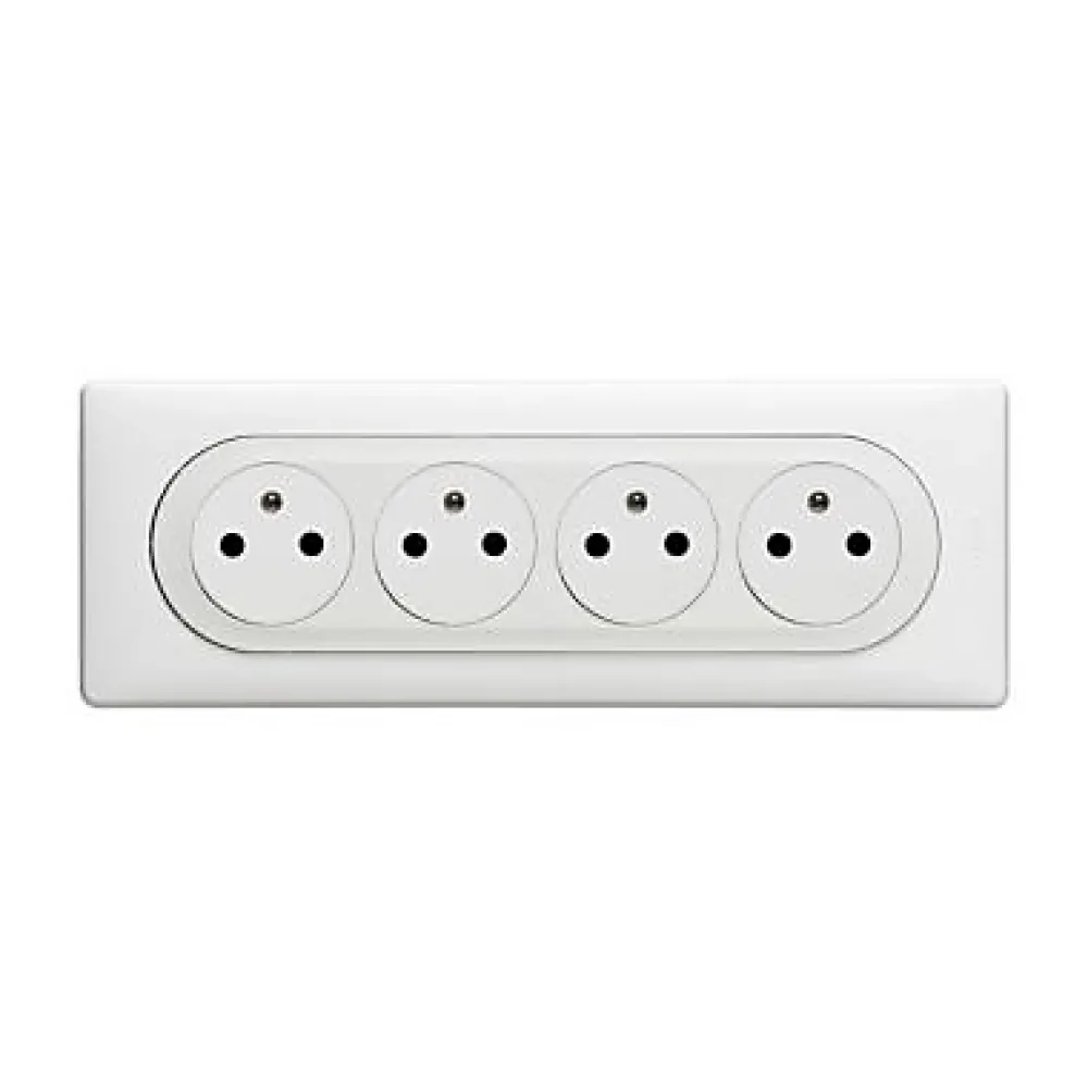 Legrand 4 prises 2 pôles+terre Céliane blanc