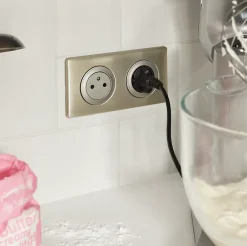 Legrand 2 prises 2 P+T pré-câblées Céliane titane