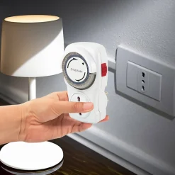 Velamp Prise Programmable-Programmateur hebdomadaire mécanique - 10/16A.