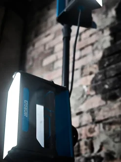 Erbauer Projecteur de chantier double sur pied 2000 lumens