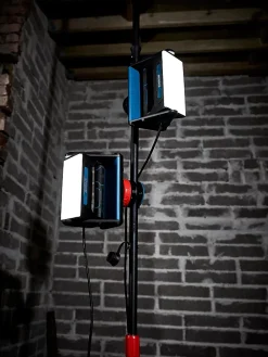 Erbauer Projecteur de chantier double sur pied 2000 lumens