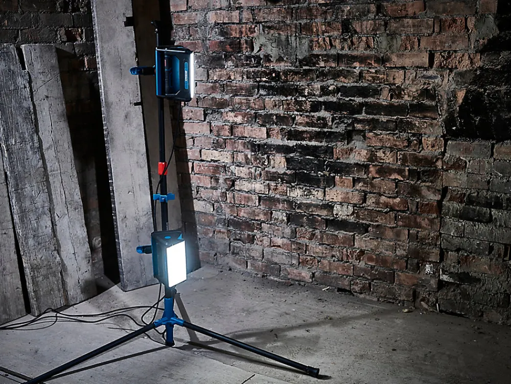 Erbauer Projecteur de chantier double sur pied 2000 lumens