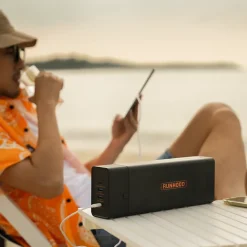 Runhood Station Électrique-Weekend Digital - Kit Nomade 648 Wh USB + AC 80 W