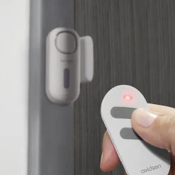 Avidsen SMALL KITDOORGUARD CONTROL - Kit mini alarme pour porte et fenêtre avec sirène intégrée et télécommande - - 100028