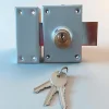 Autres Verrou en applique double entrée pour porte principale DOM axe 45 mm 3 clés