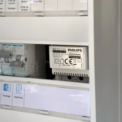 Philips Visiophone-Visiophone filaire et connecté 3K WelcomeEye Connect 3 avec écran supplémentaire et transformateur